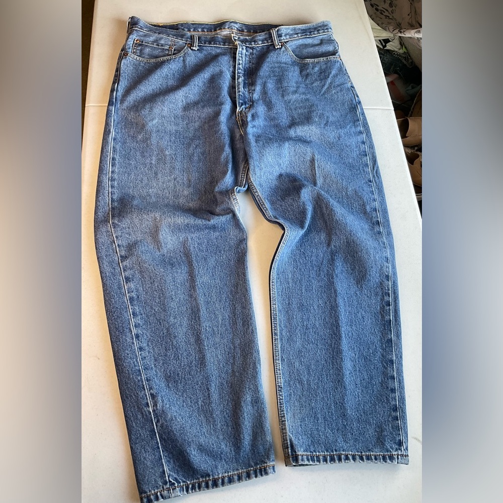 Levi’s 550 Men’s Relaxed Fit Jeans 42x30 Medium Wash Blue Denim Straight Leg